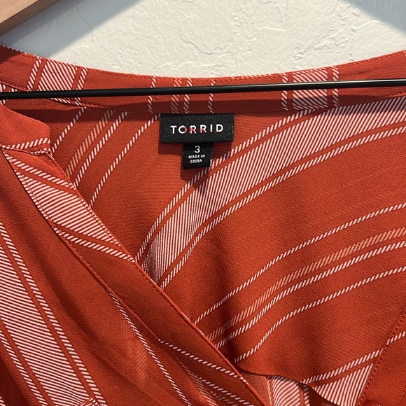 Torrid Emma Babydoll Chiffon Tunic Blouse Flowy Size 3X Rust Stripe - Picture 2 of 7